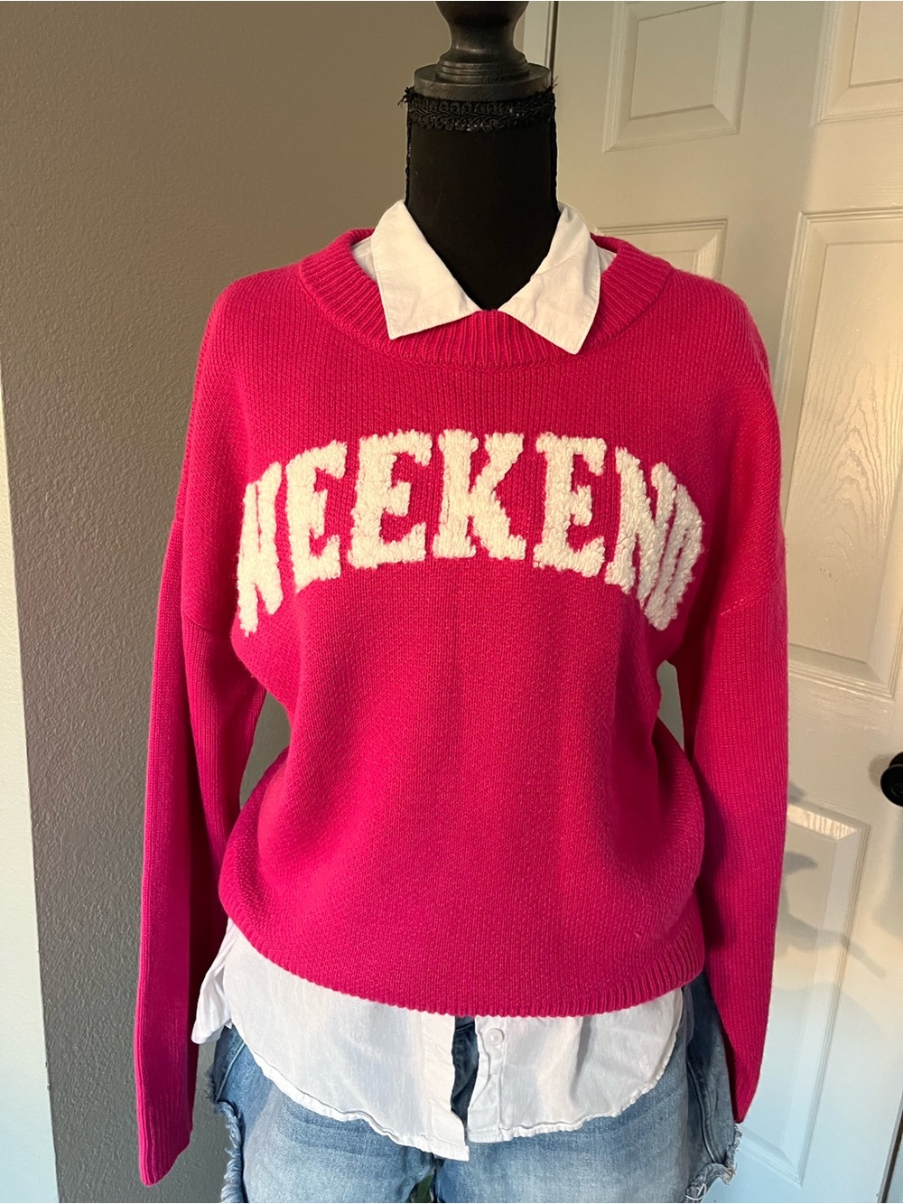 Hooked Up by IOT Hot Pink Crewneck Sweater with White 'WEEKEND' Text